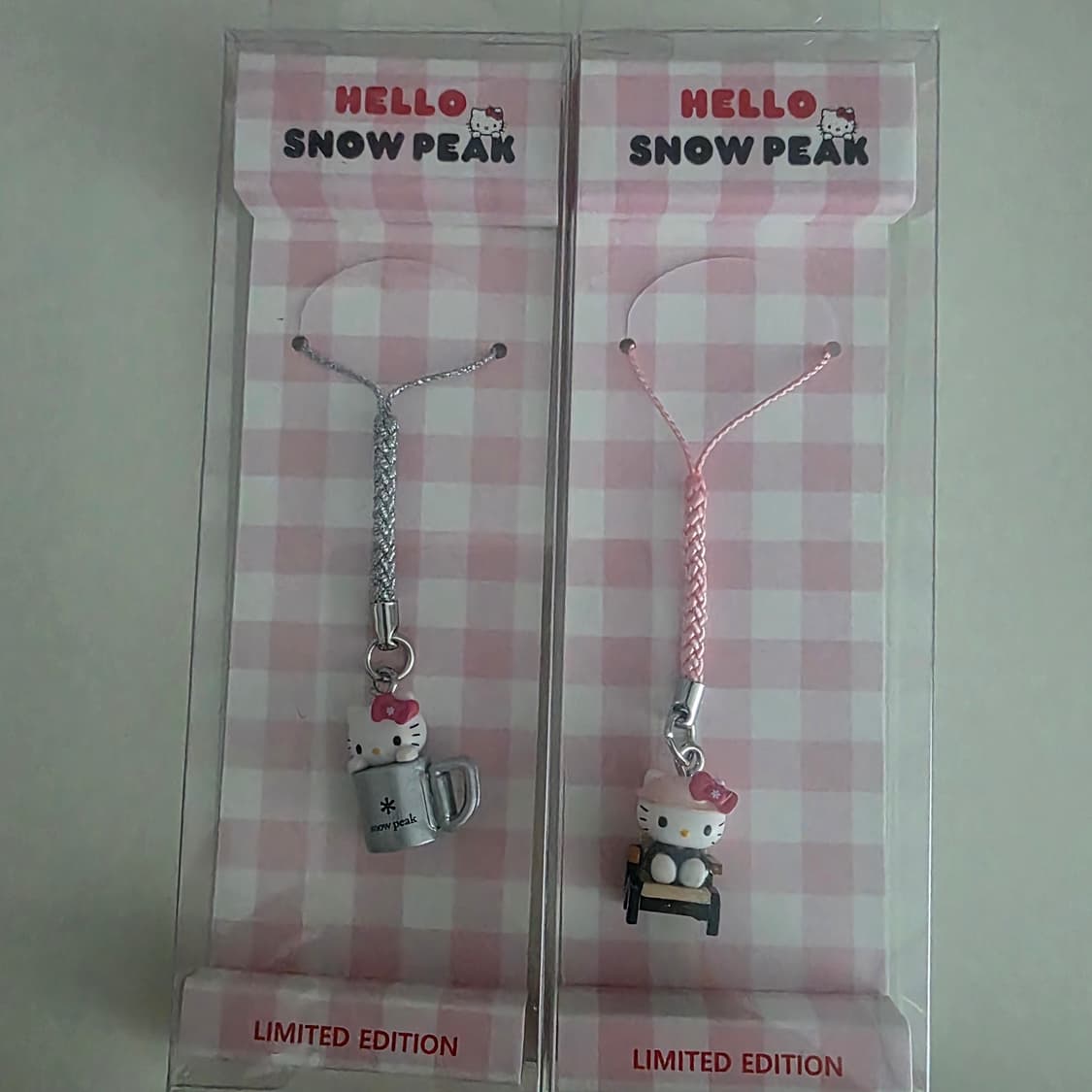 스노우피크 X 헬로키티 키링 상품이미지1