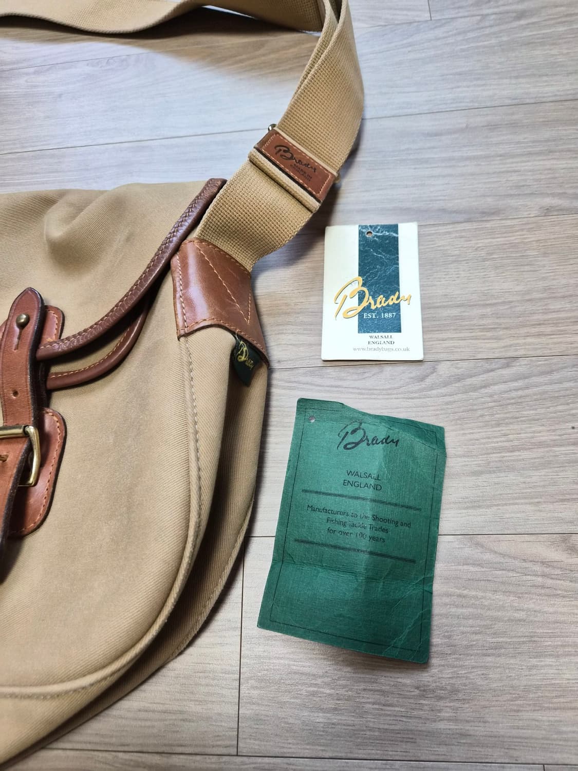 Brady bag 브래디백 아리엘 라지  상품이미지2