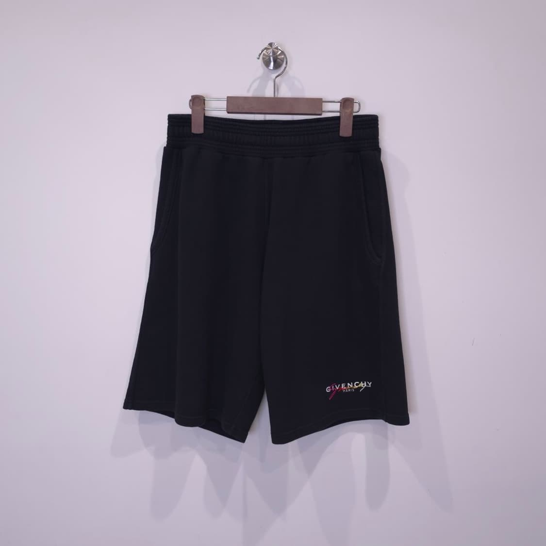 [중고/정품] 지방시 시그니쳐 로고 반바지 상품이미지1