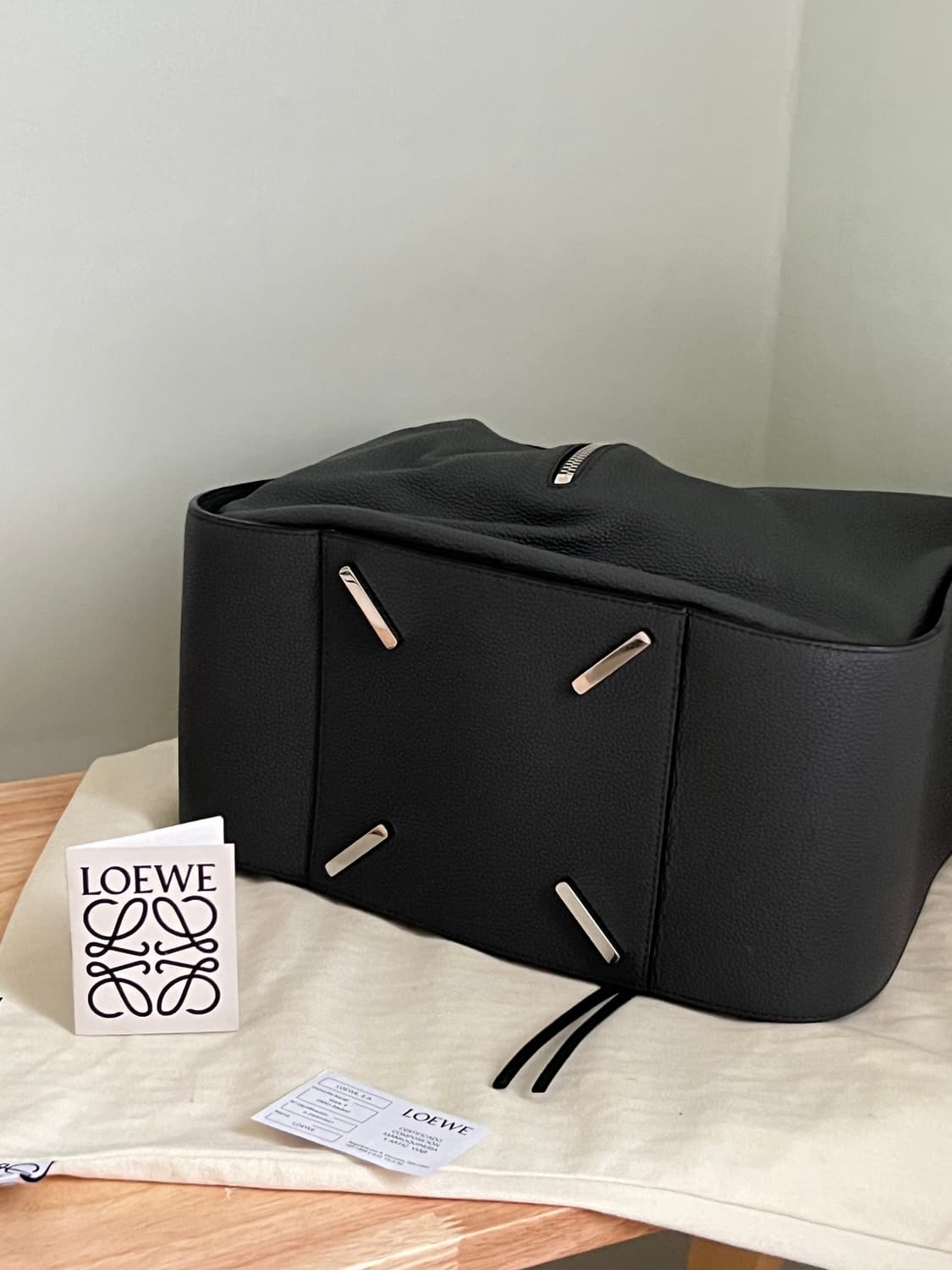LOEWE 로에베 해먹백 다크 그레이 미디움 상품이미지3