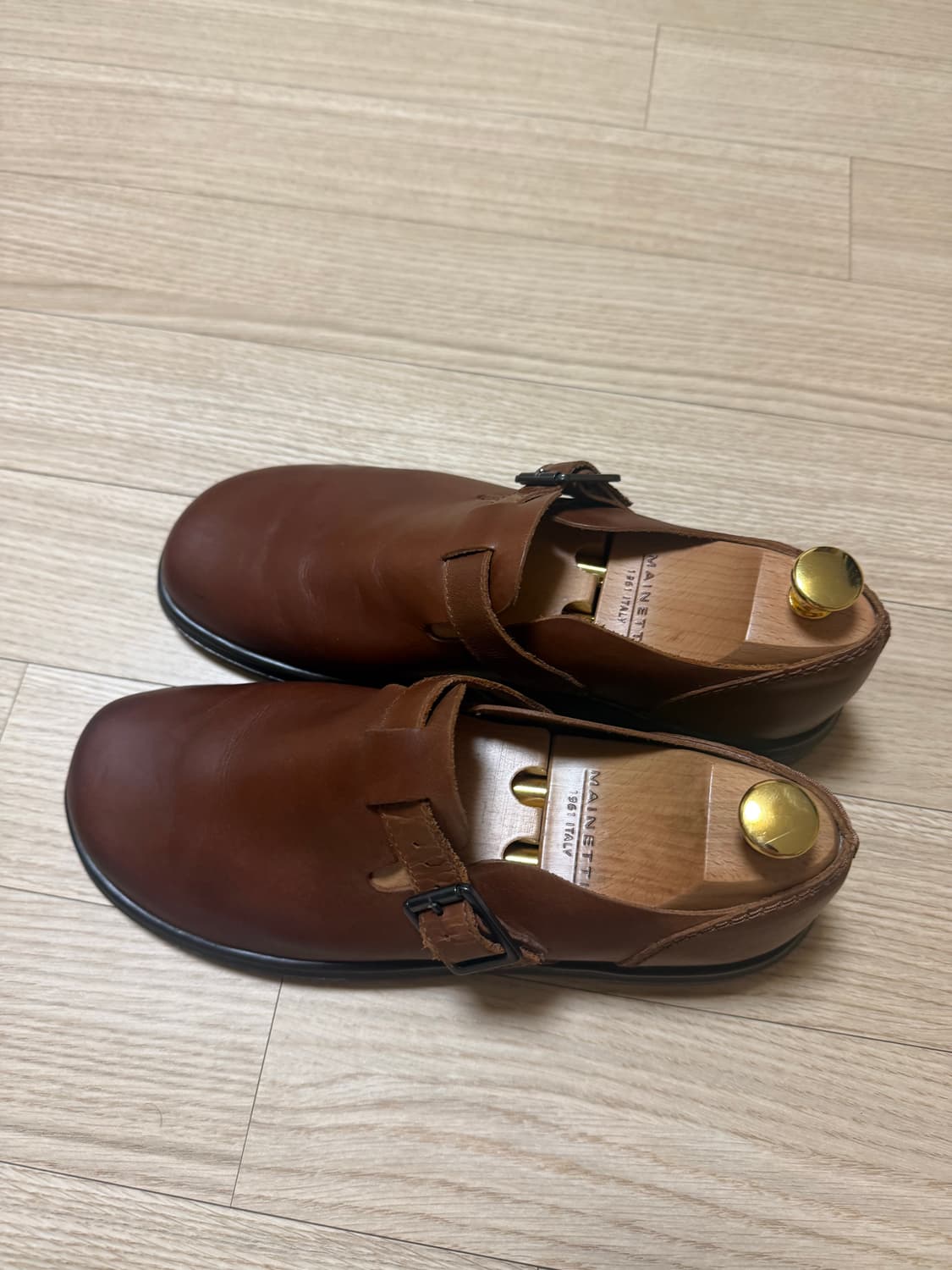 Uk7/260) 229,000원 닥터마틴 패트리샤 탄 브라운 상품이미지2