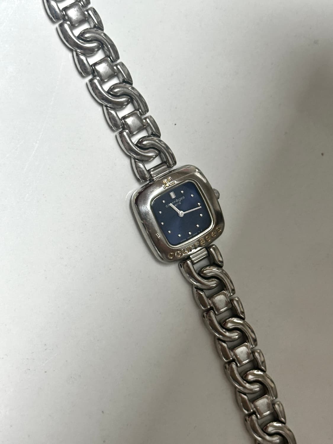 꾸레쥬 시계 상품이미지3