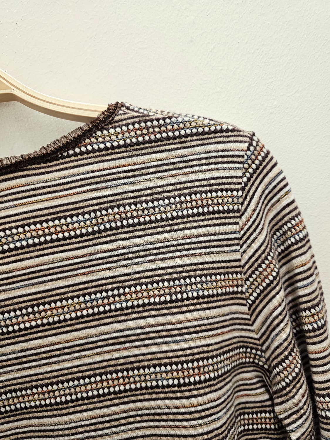 Donnez-Moi 에스닉 브라운 스트라이프 T 상품이미지5