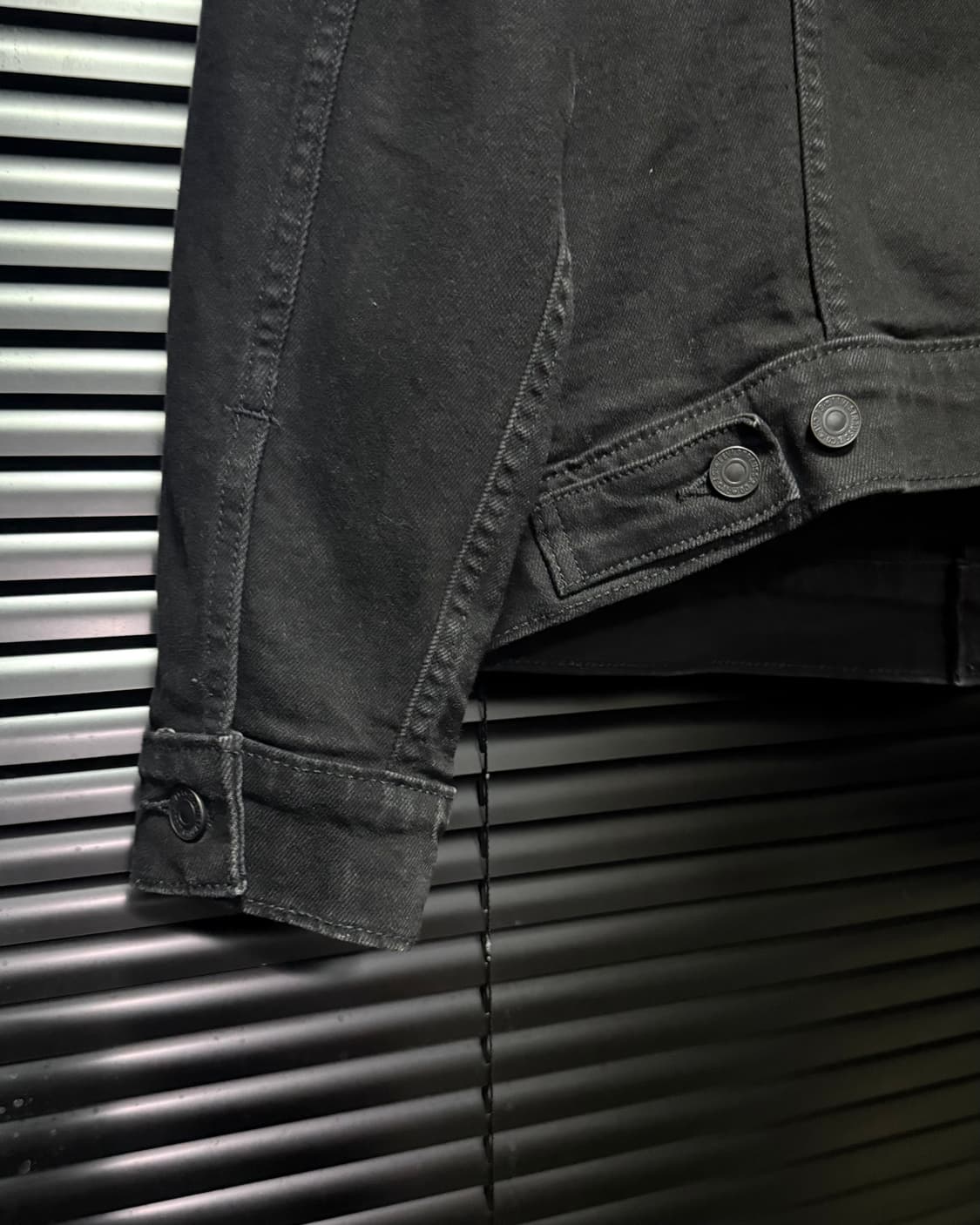 리바이스 스탠다드 블랙 데님 트러커 워크 자켓 M 95 레드탭 락시크 상품이미지5