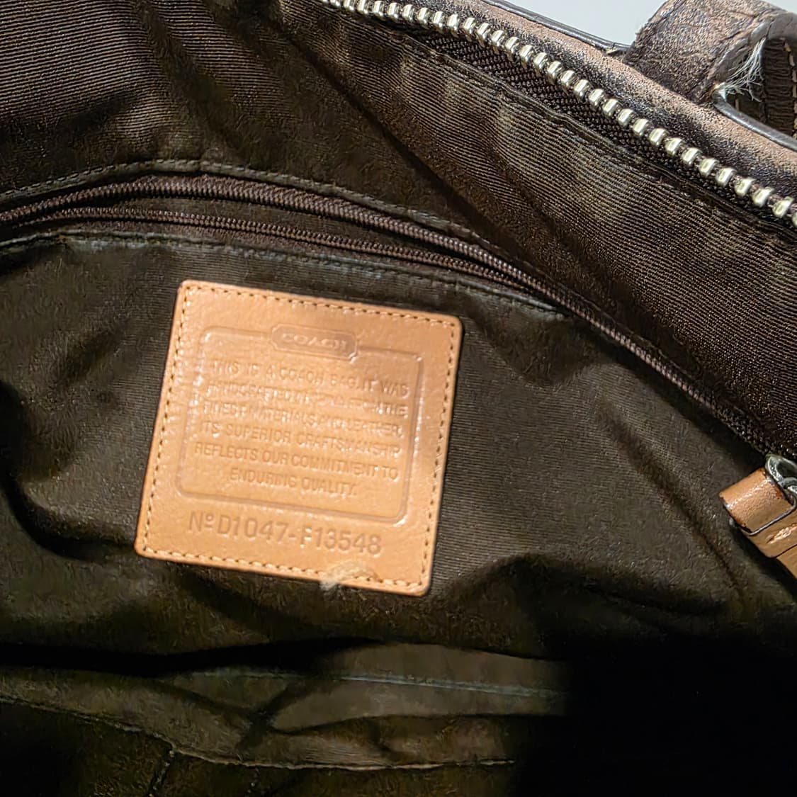 코치 시그니처 자카드 토트백 상품이미지4