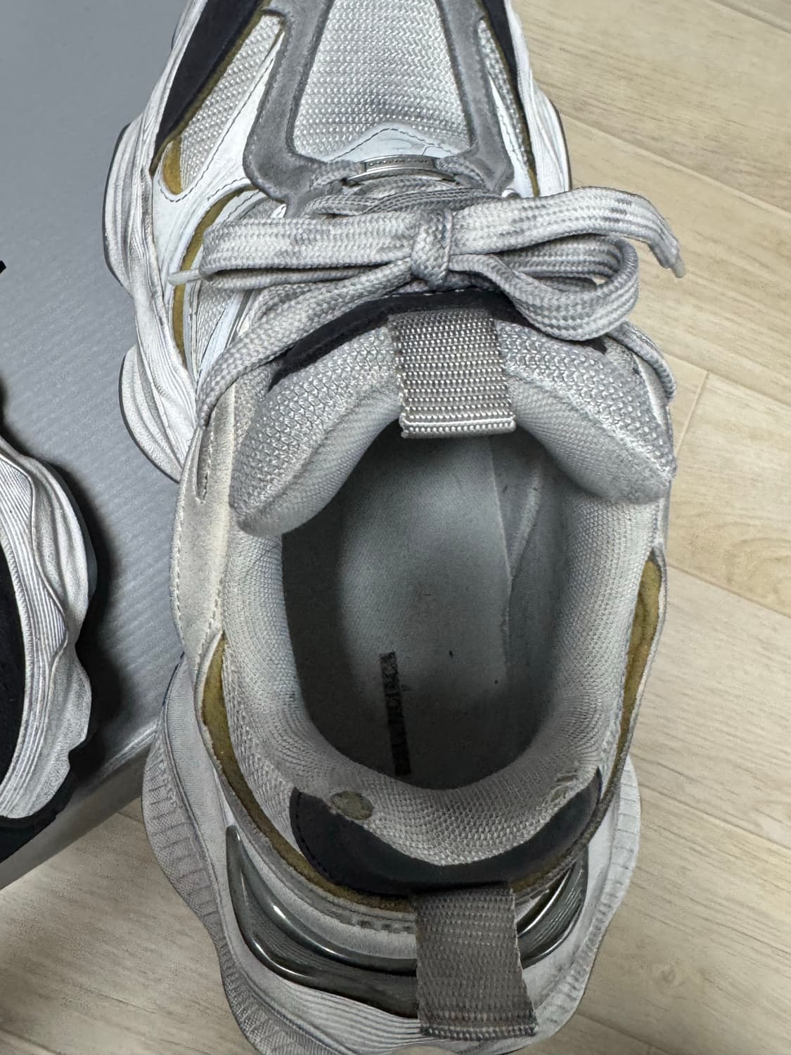 발렌시아가 카고스니커즈 44 상품이미지10