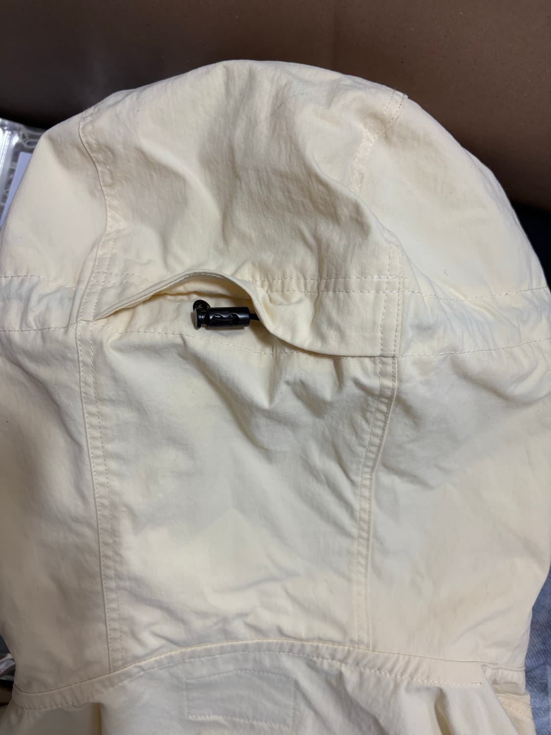 에임레온도르 후디 아노락 아이보리 상품이미지8