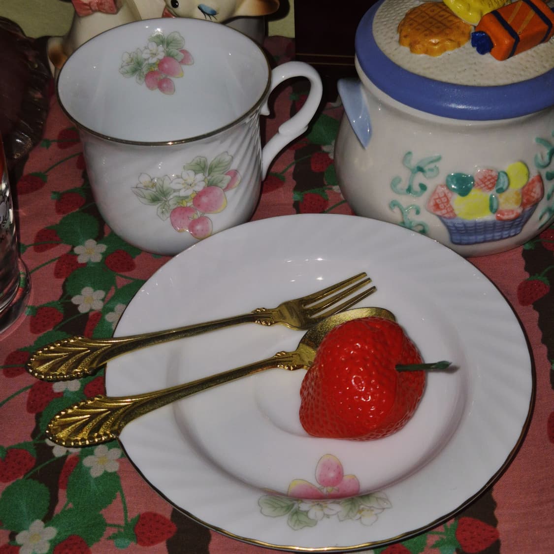 80s 호야 딸기 스윌 본차이나 찻잔 1세트 상품이미지7