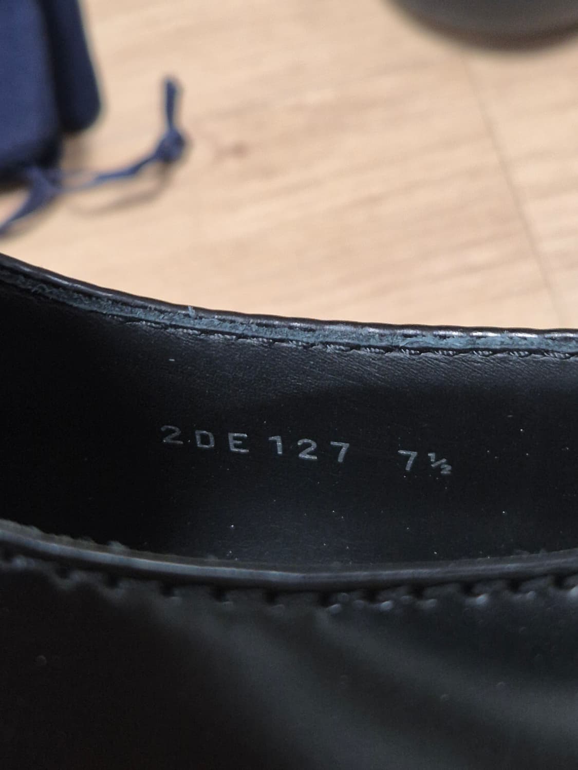 (새상품/7.5)프라다 FW23 초콜릿 브러시드 로퍼 블랙 상품이미지7