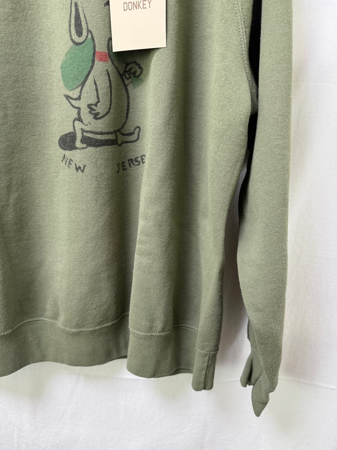 와일드동키 WILD DONKEY 스누피  맨투맨 카키 상품이미지4