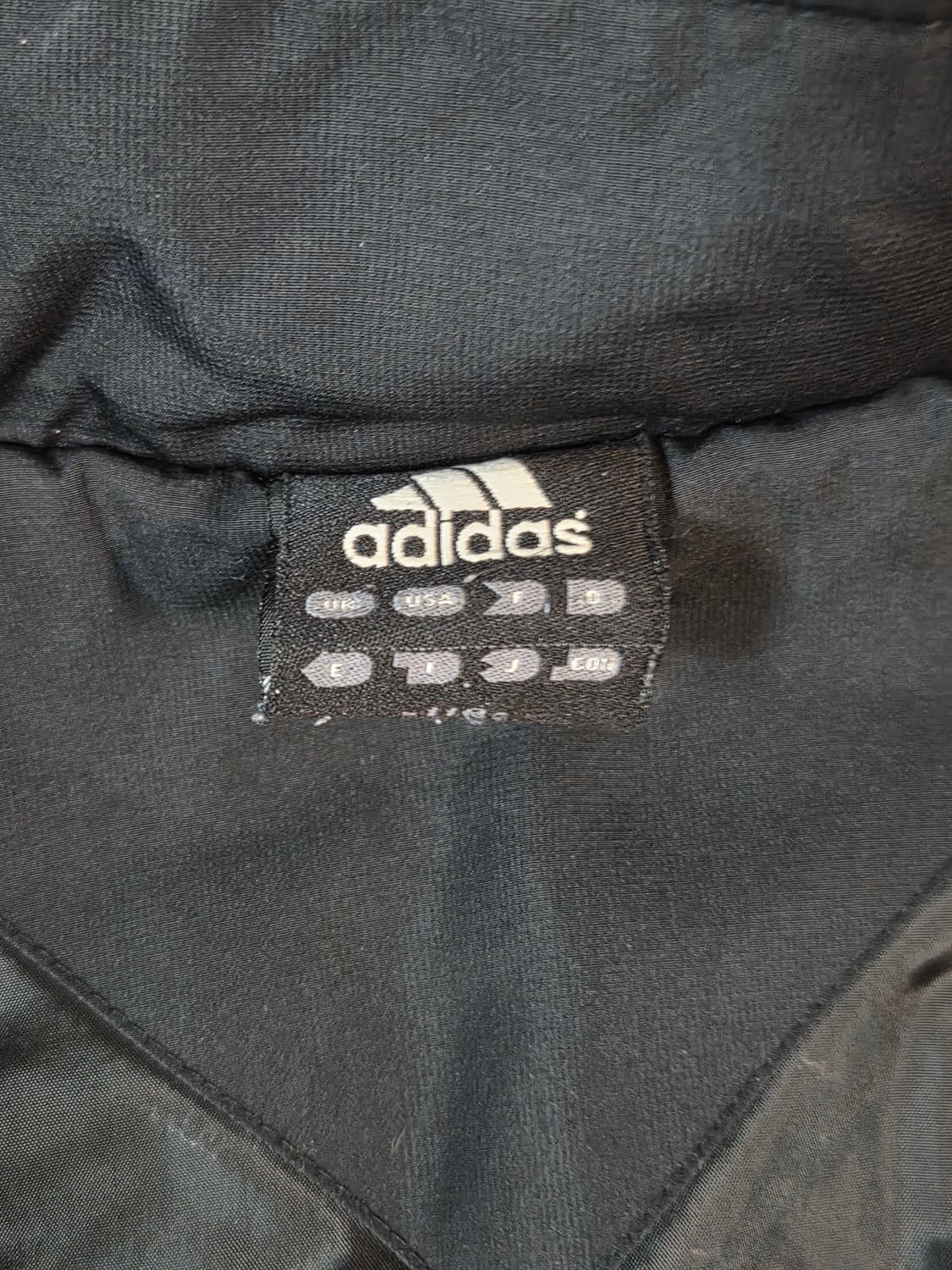 아디다스 바람막이 판매합니다. 상품이미지3