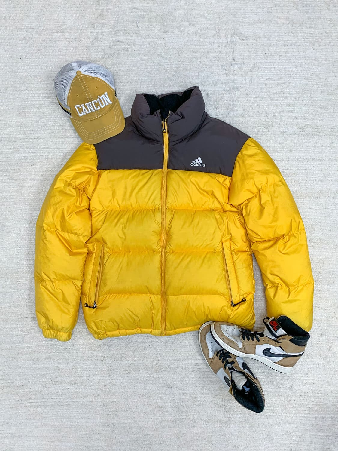 Adidas Yellow/Brown Padded Jacket 상품이미지1