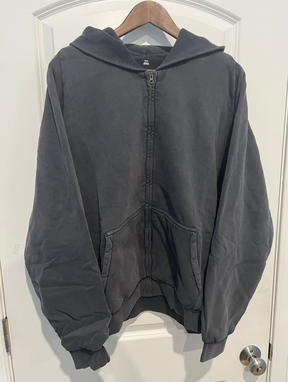 이지 갭 yeezy gap 집업 후디 포에틱 블랙 상품이미지1