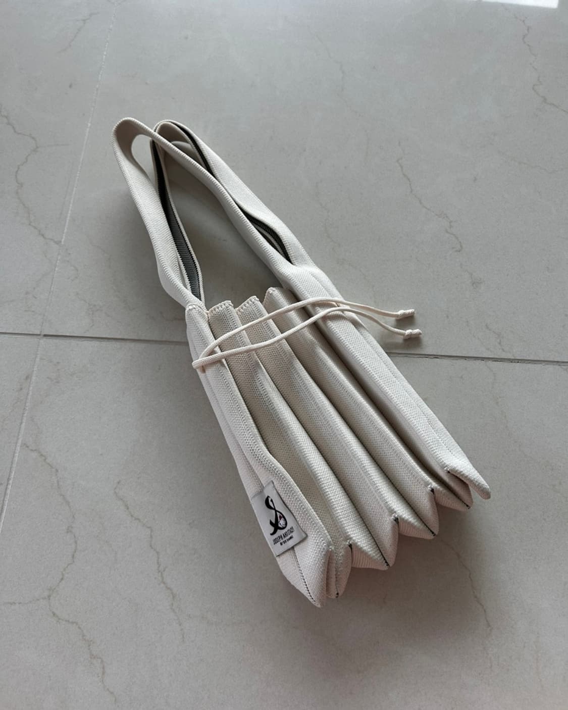 헬로키티 조셉앤스테이시 콜라보 백 바닐라 상품이미지4