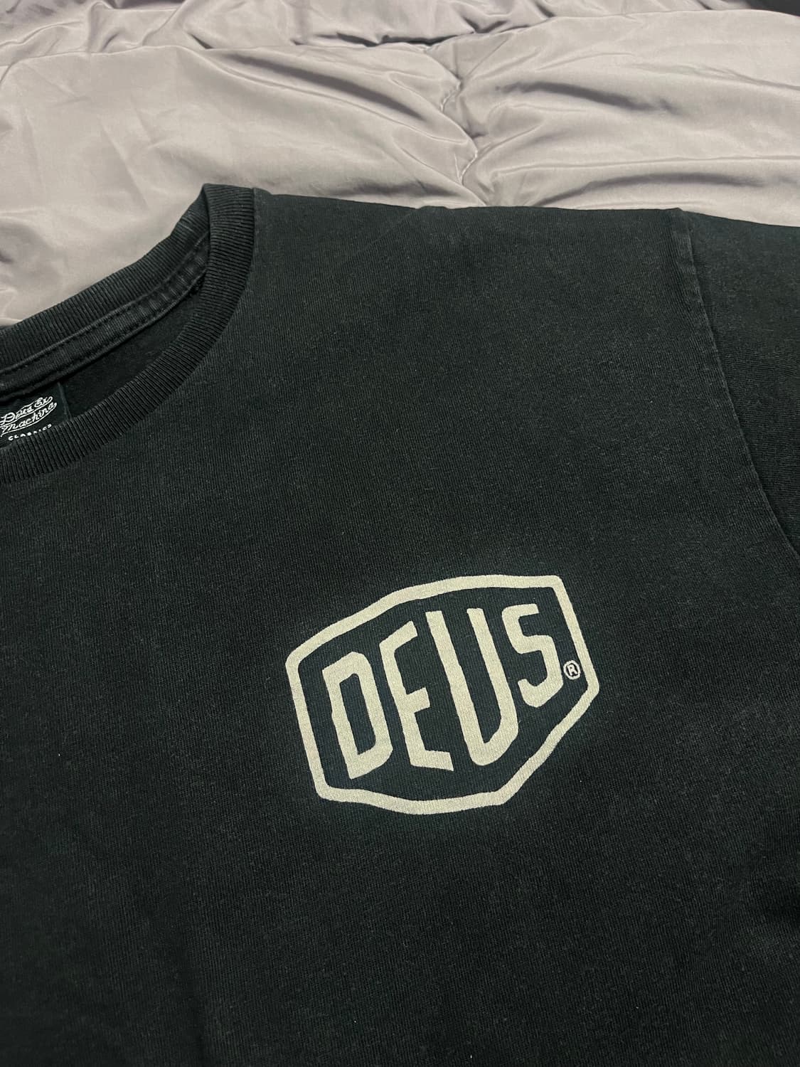 데우스 반팔 상품이미지2