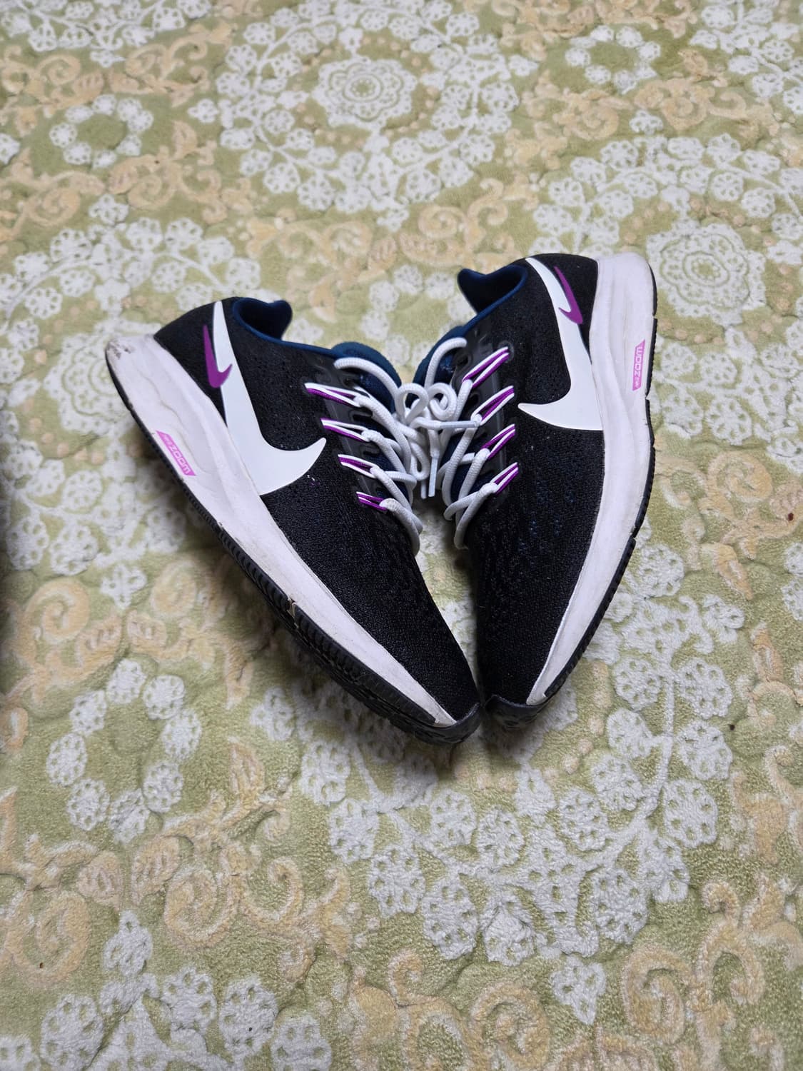 정품)나이키 AQ2210 경량운동화 245 상품이미지2