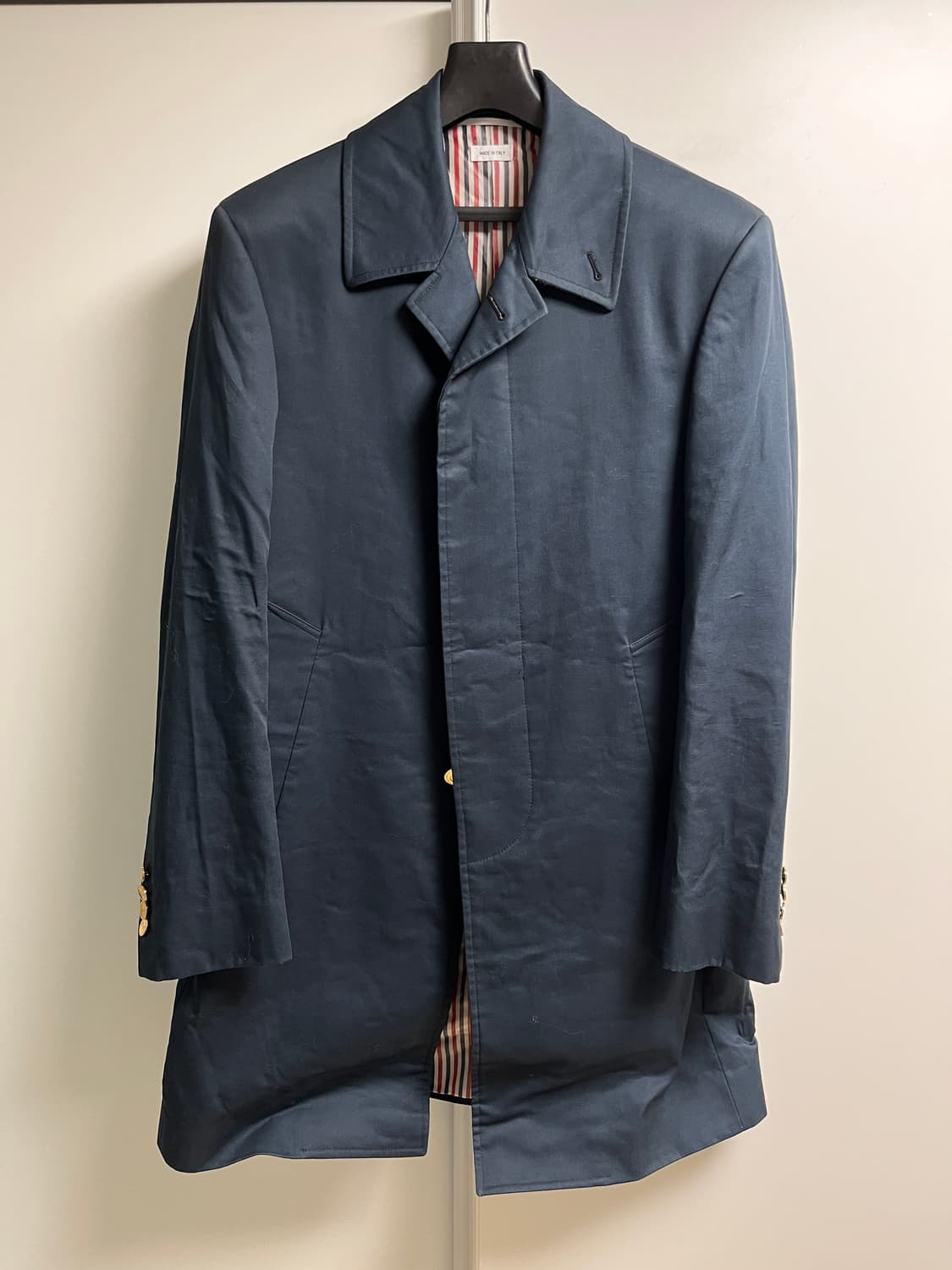 톰브라운 금장 맥코트 상품이미지1