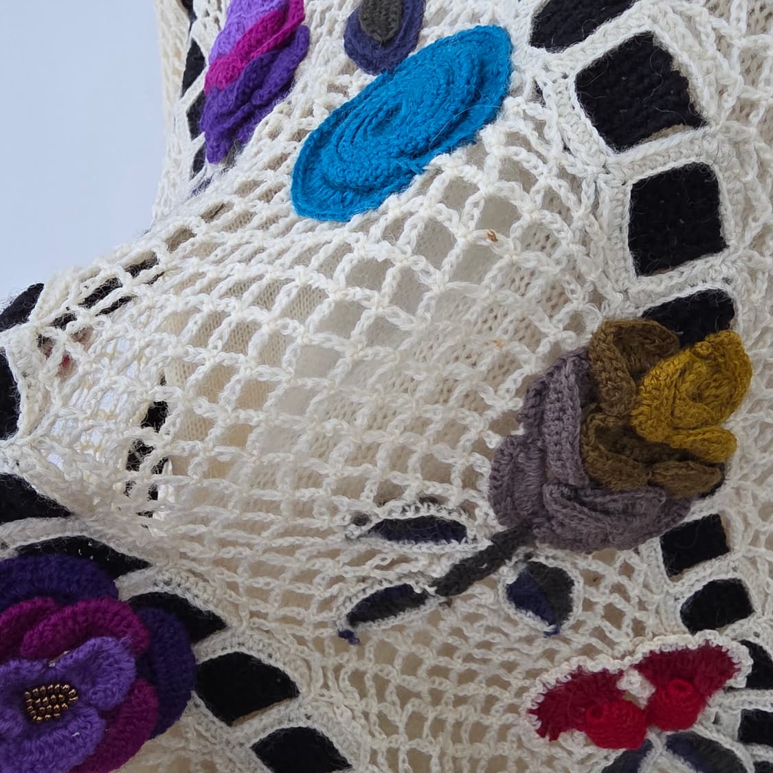 HAND KNIT 아이보리 울100% 플라워 아플리케 망사 니트 상품이미지8