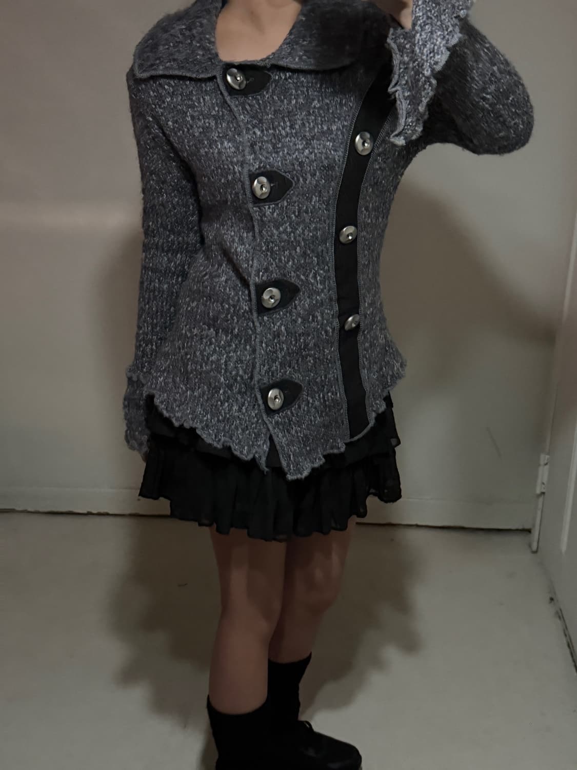 일본빈티지 실버 버튼 헤어리 니트자켓 상품이미지3