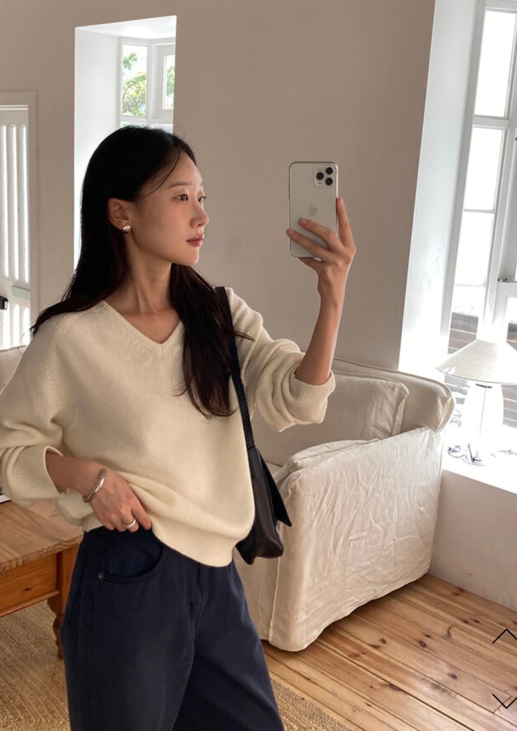 킨다베이지 보주 브이넥 캐시 니트 아이보리 상품이미지3