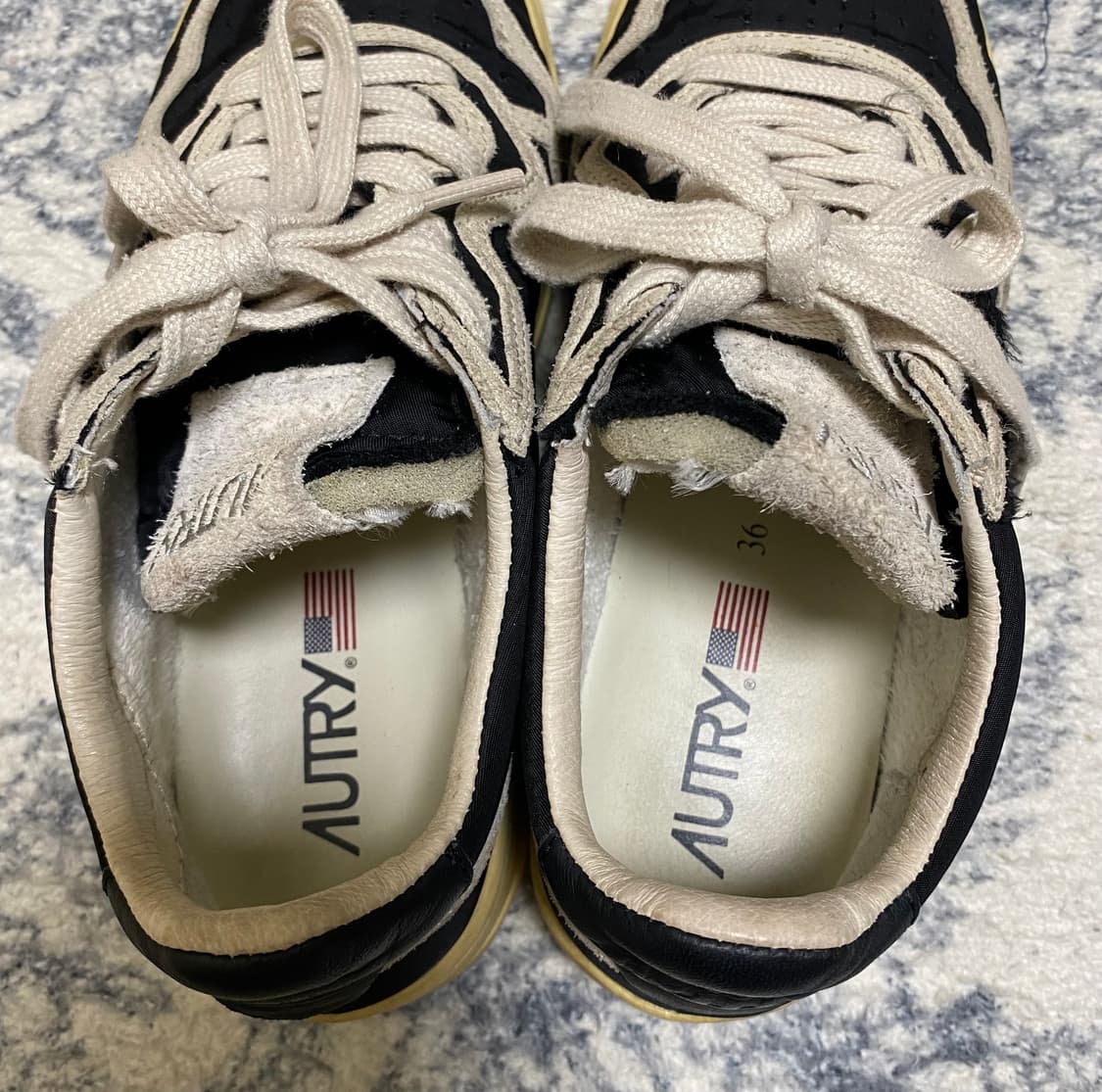 오트리 블랙/화이트 로우 36(230) 상품이미지3