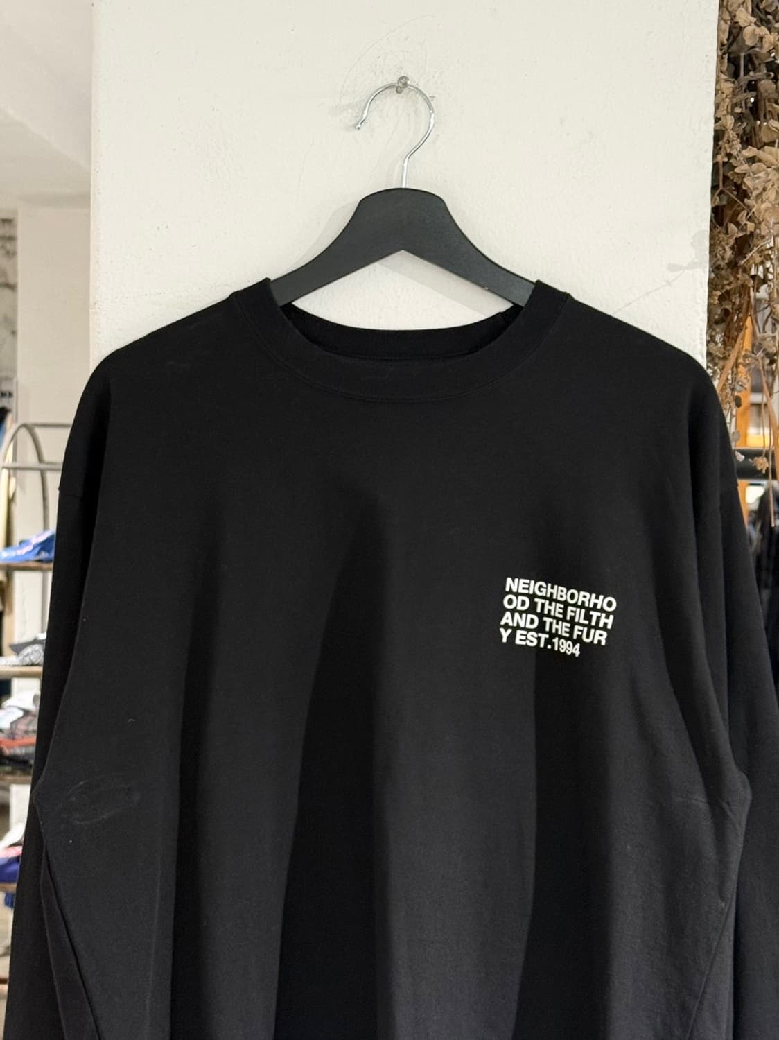 네이버후드 블랙 민트 레터링 롱 슬리브 티셔츠 상품이미지4