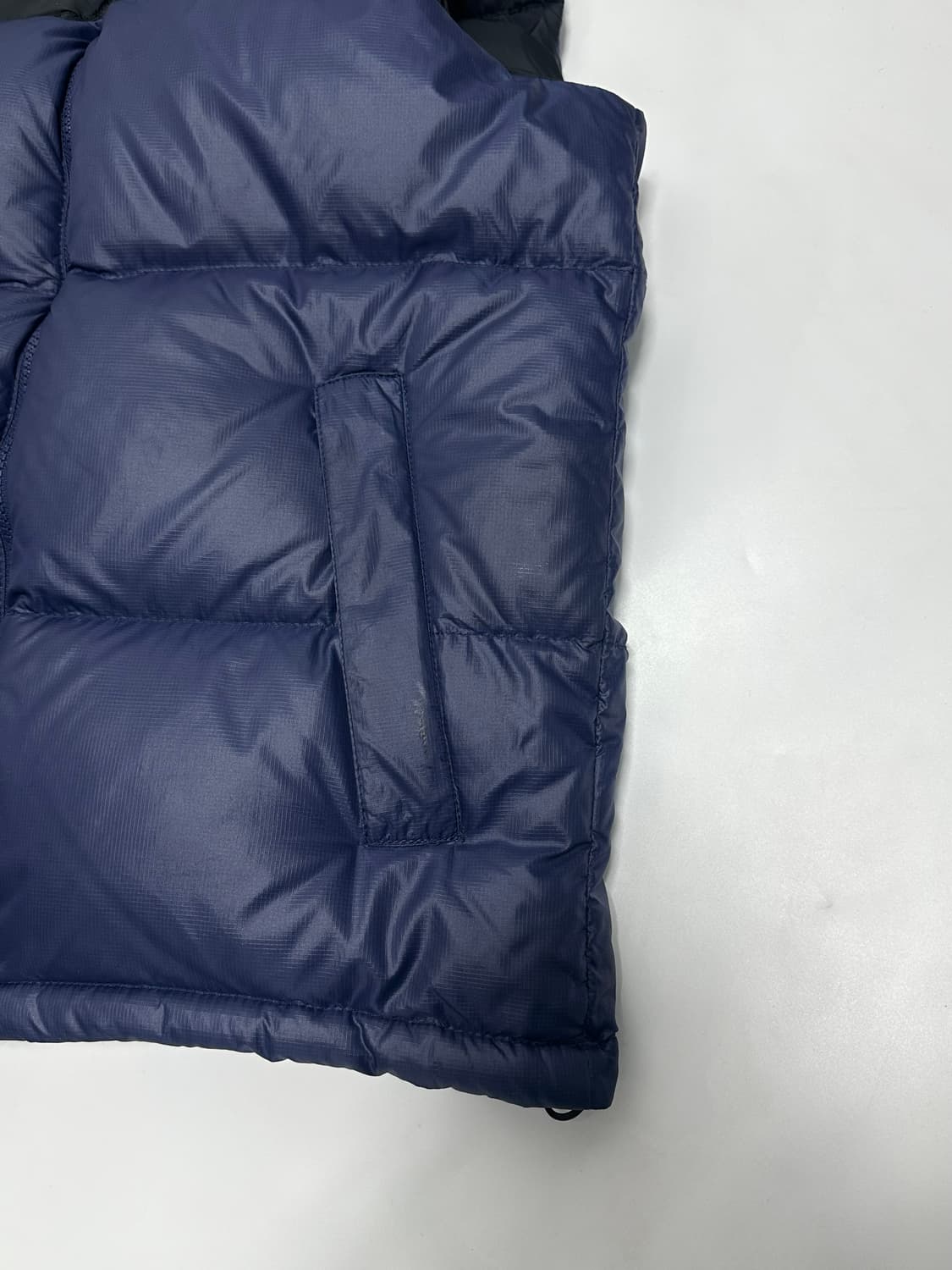 노스페이스 눕시 700 구스다운 패딩 조끼 상품이미지4