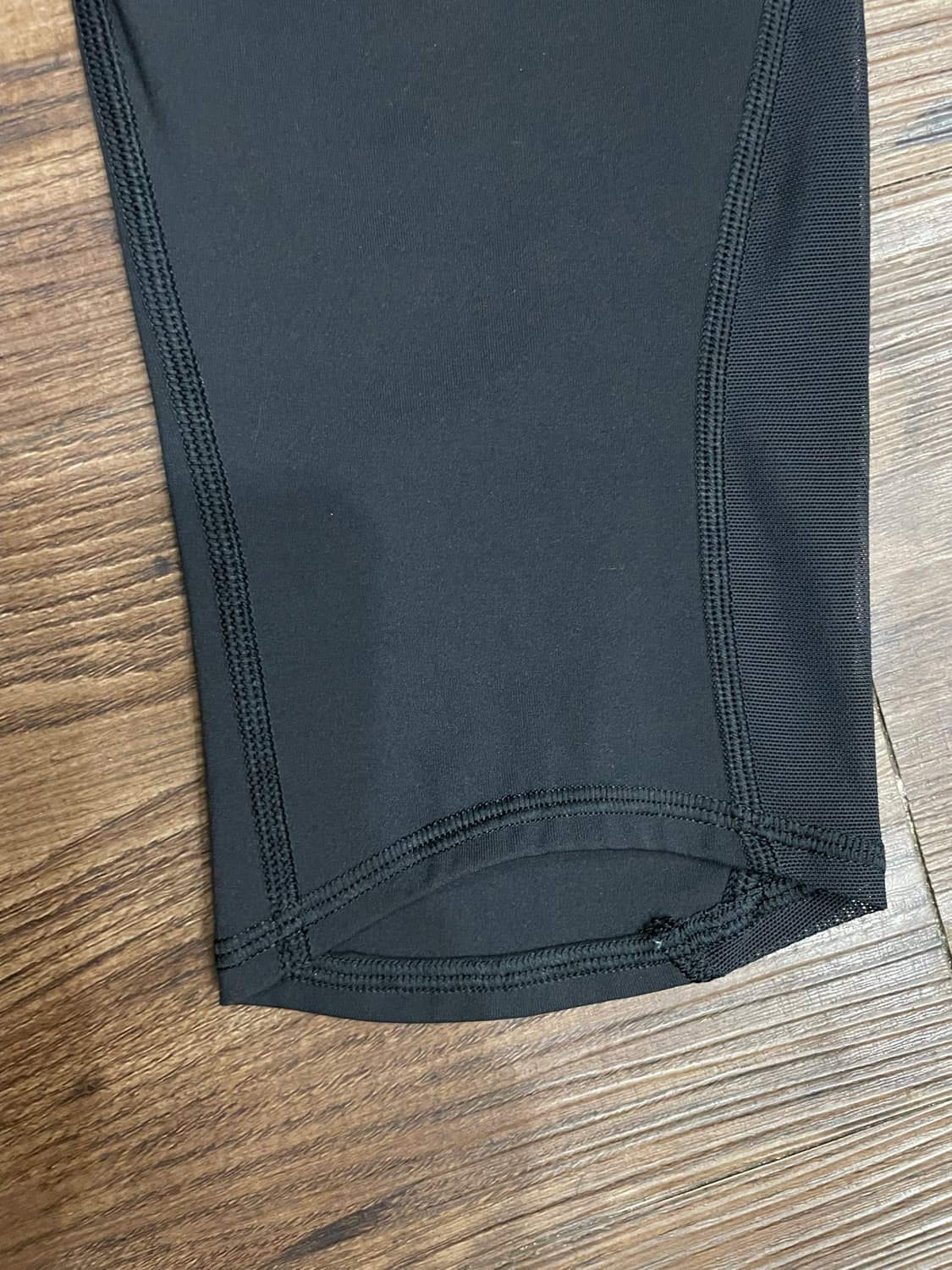 룰루레몬 트레인 타임즈 크롭 레깅스 블랙  상품이미지9