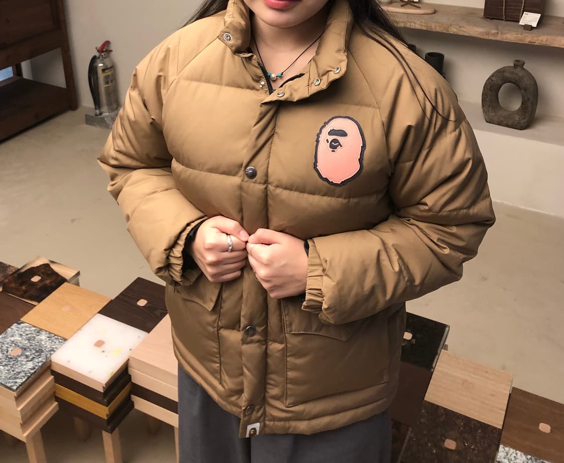 베이프 양면로고 다운 패딩 상품이미지1