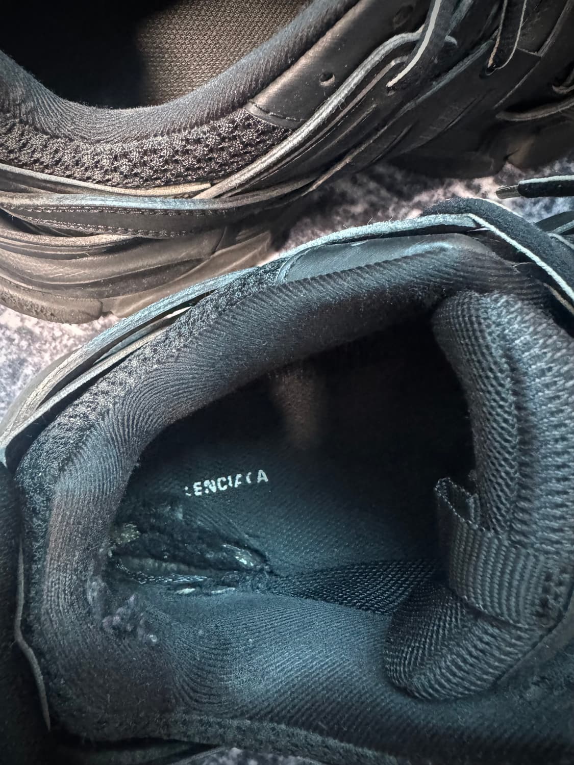 Balenciaga Track Sneakers Black 상품이미지5