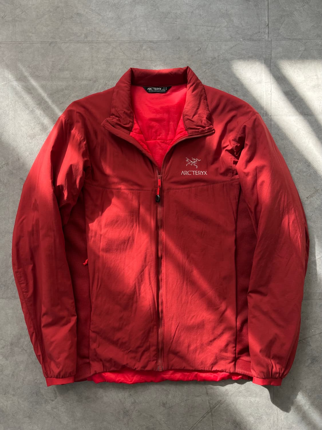 Arc'teryx 아크테릭스 아톰 LT 자켓 레드 상품이미지3