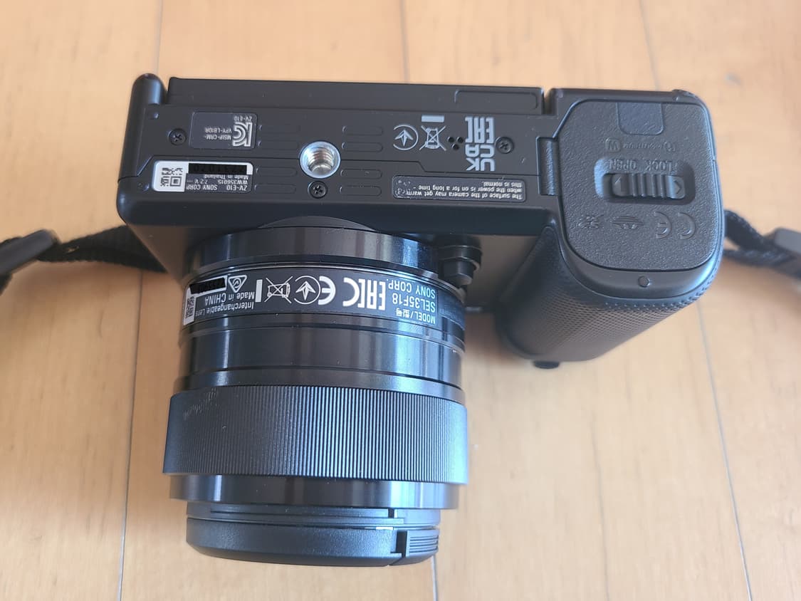 소니 zv-e10 + 35mm f1.8 단렌즈 (1천컷, 상태 양호) 상품이미지9