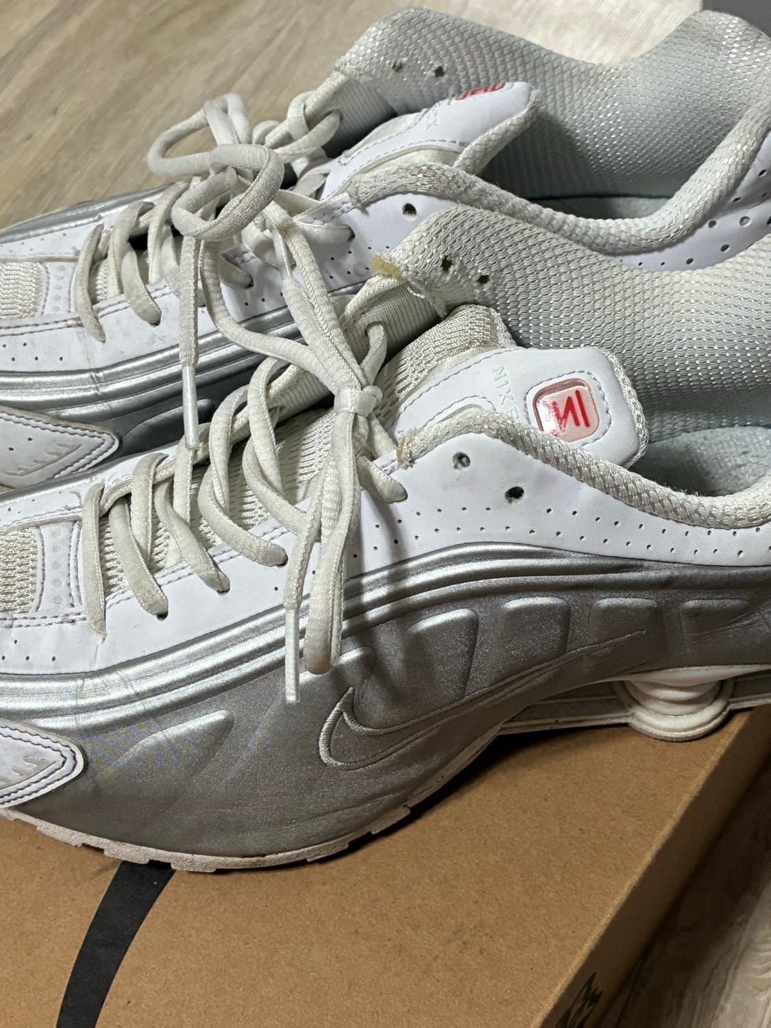 나이키 샥스 R4 (W260) 상품이미지3