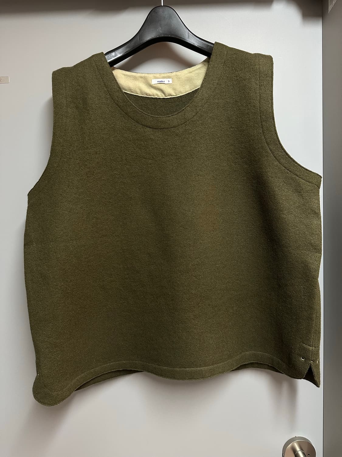 마일럿 maillot 멜튼 울 u넥 베스트 상품이미지1