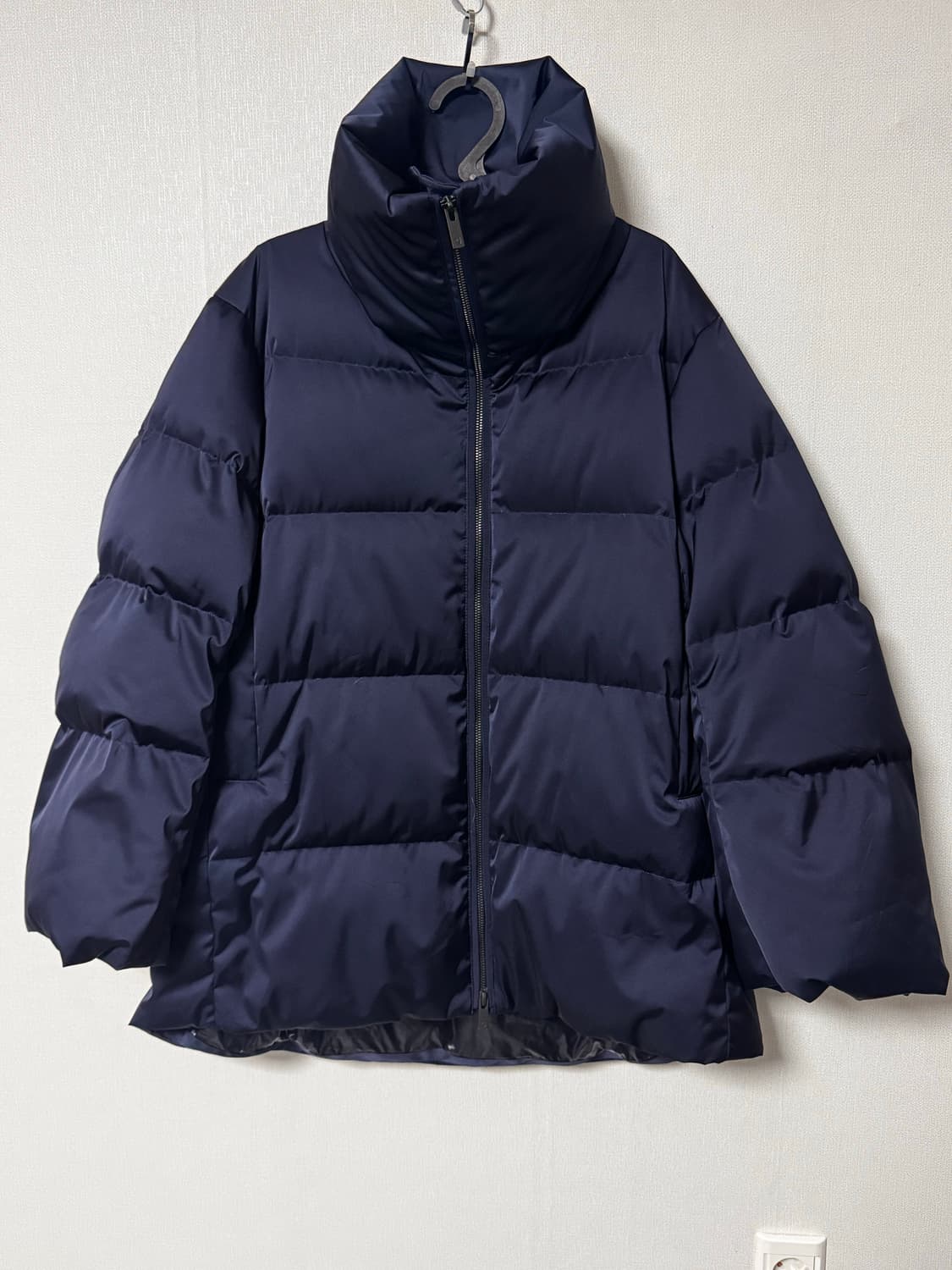 유니클로 j 질샌더 다운 볼륨 패딩 자켓 상품이미지2