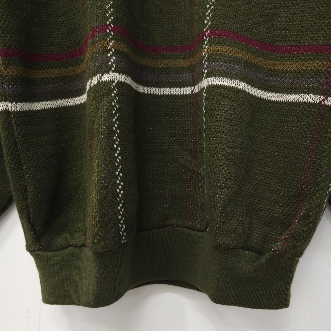 울혼방 카키 니트 상품이미지3