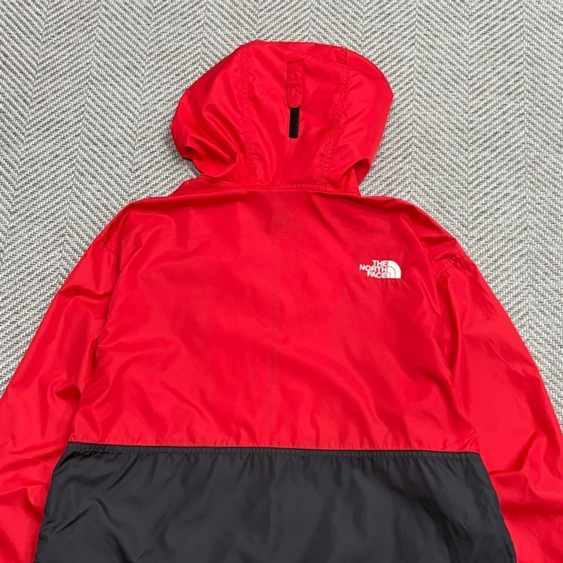 노스페이스 배색 바람막이 v1804 상품이미지4