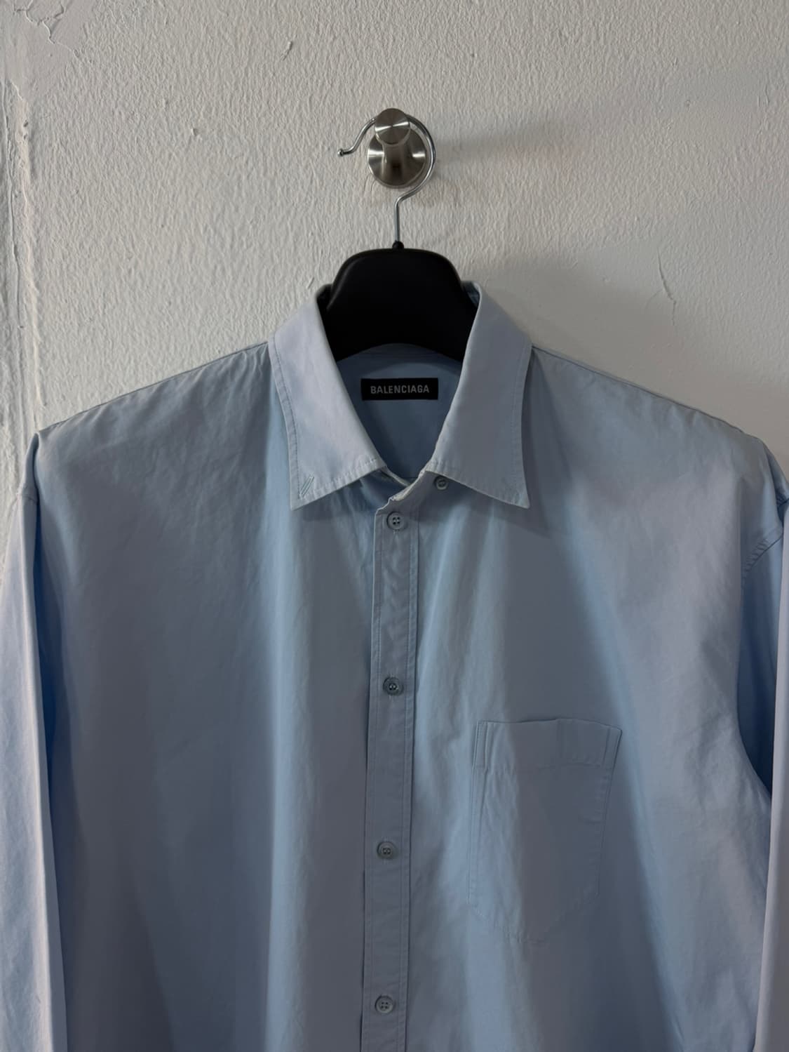 발렌시아가 백 로고 프린팅 셔츠  상품이미지3