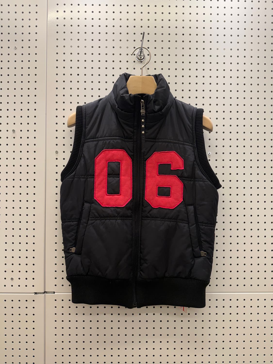 Dohc 빅로고 y2k 패딩 베스트 U159 상품이미지2
