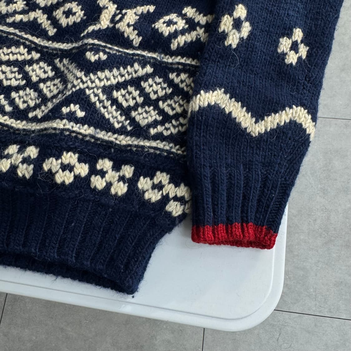 폴로 숄더버튼 니트  상품이미지3