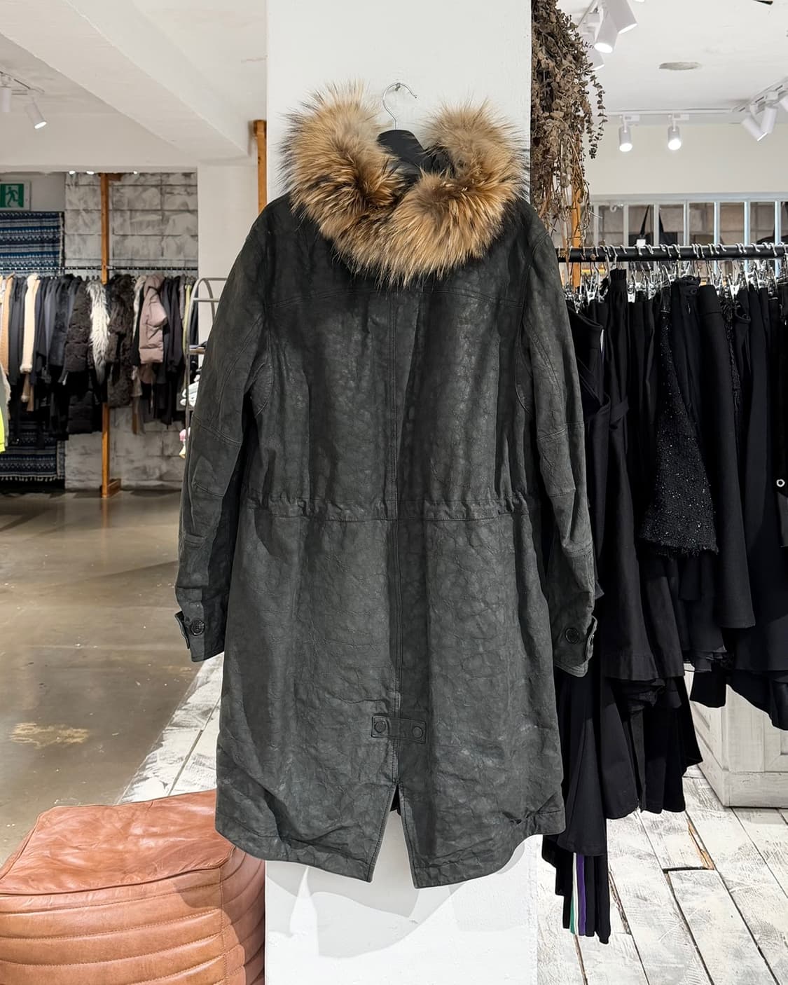 드로메 카키 레더 퍼 버튼 후드 코트 상품이미지6