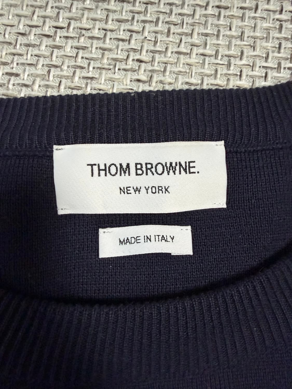 톰브라운 밀라노스티치 금장 니트 2사이즈 상품이미지3