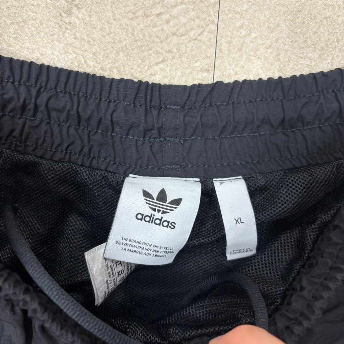 아디다스 오리지널 나일론 삼선 반바지 상품이미지3