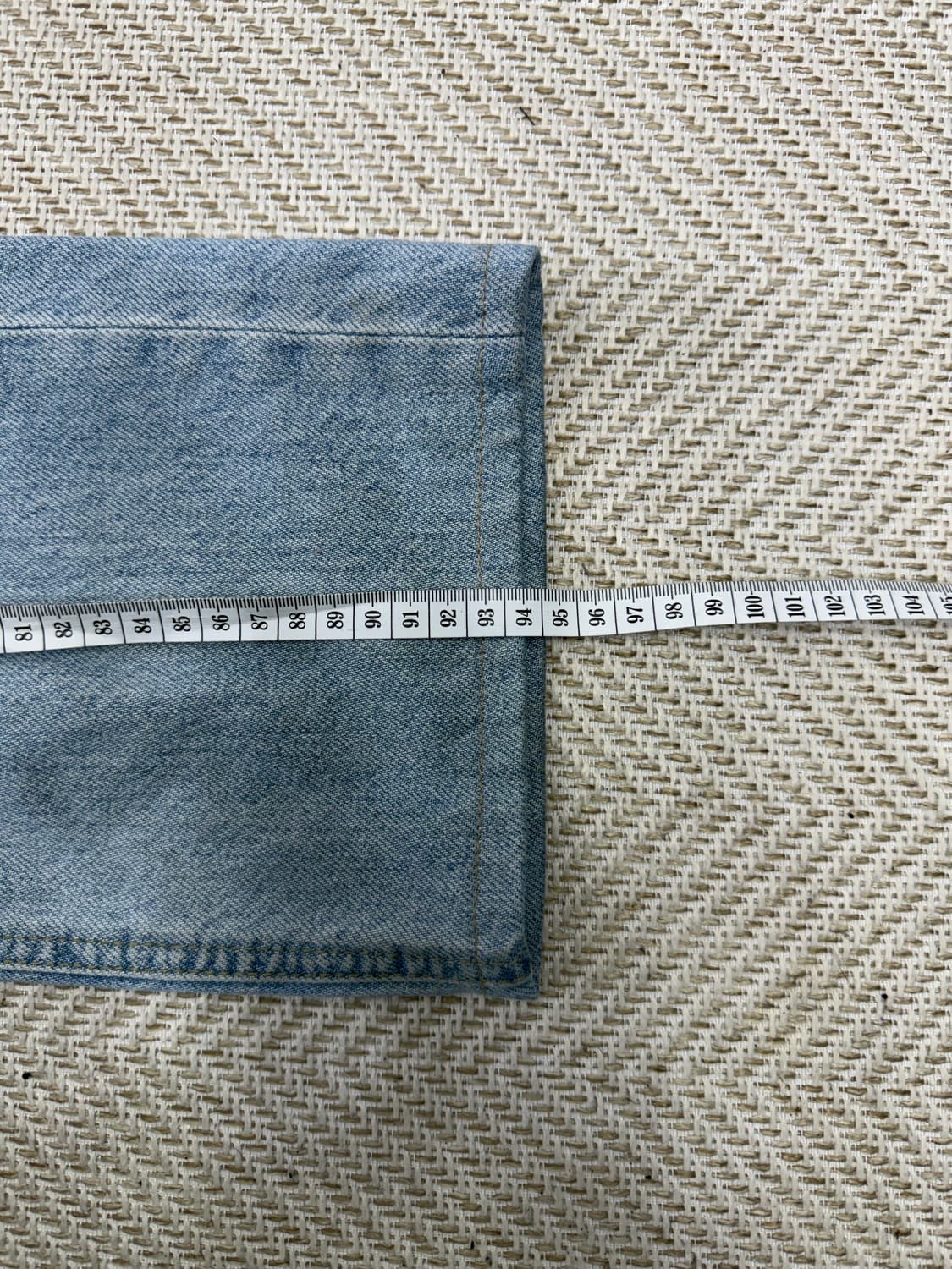 정품) 솔리드옴므 23ss 연청 데님 청바지 46 상품이미지10