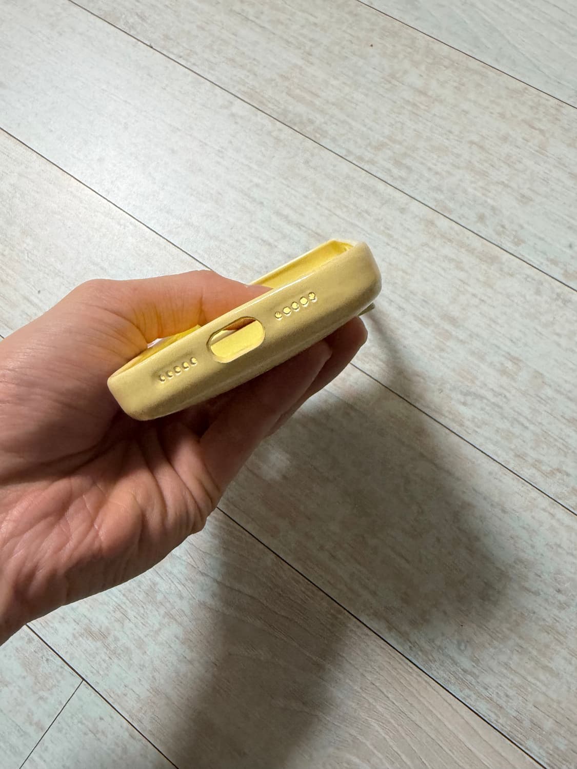 어반소피스티케이션 17프로 케이스 판매합니다 상품이미지5