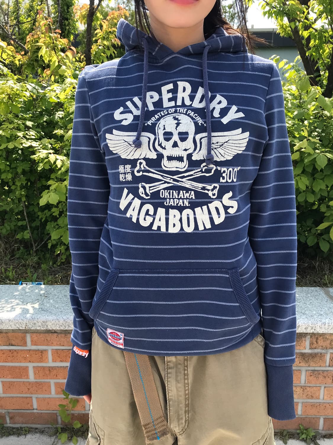 Superdry Blue Graphic Hoodie 상품이미지4