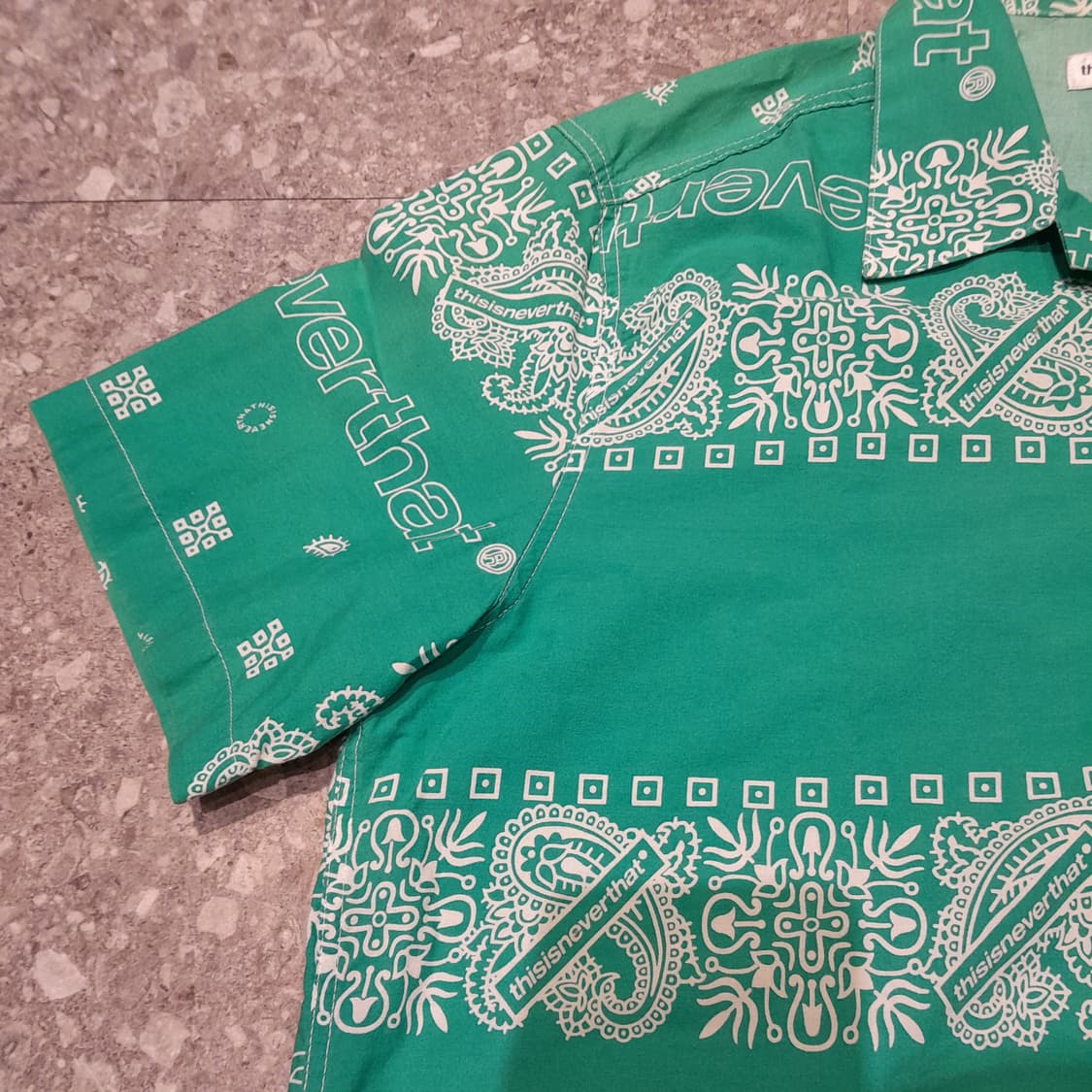 💥디스이즈네버댓 오픈카라 페이즐리 셔츠 (M)
 상품이미지8