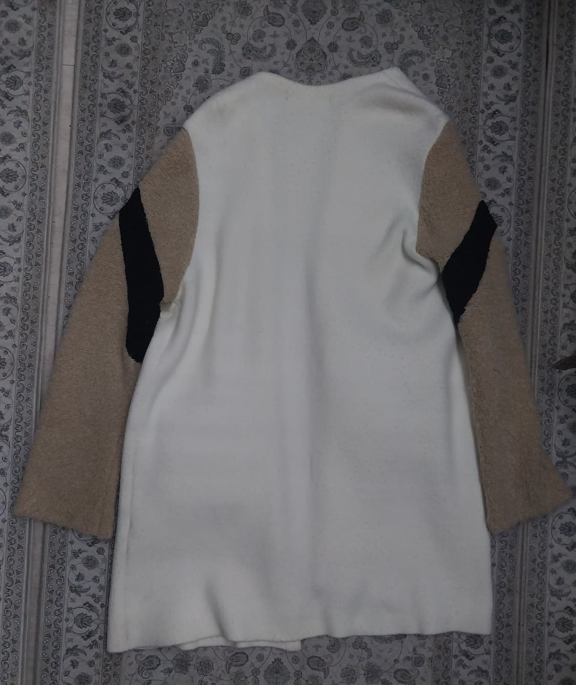 에고이스트 배색 퍼 포켓 니트 가디건 55  (77까지) 상품이미지2