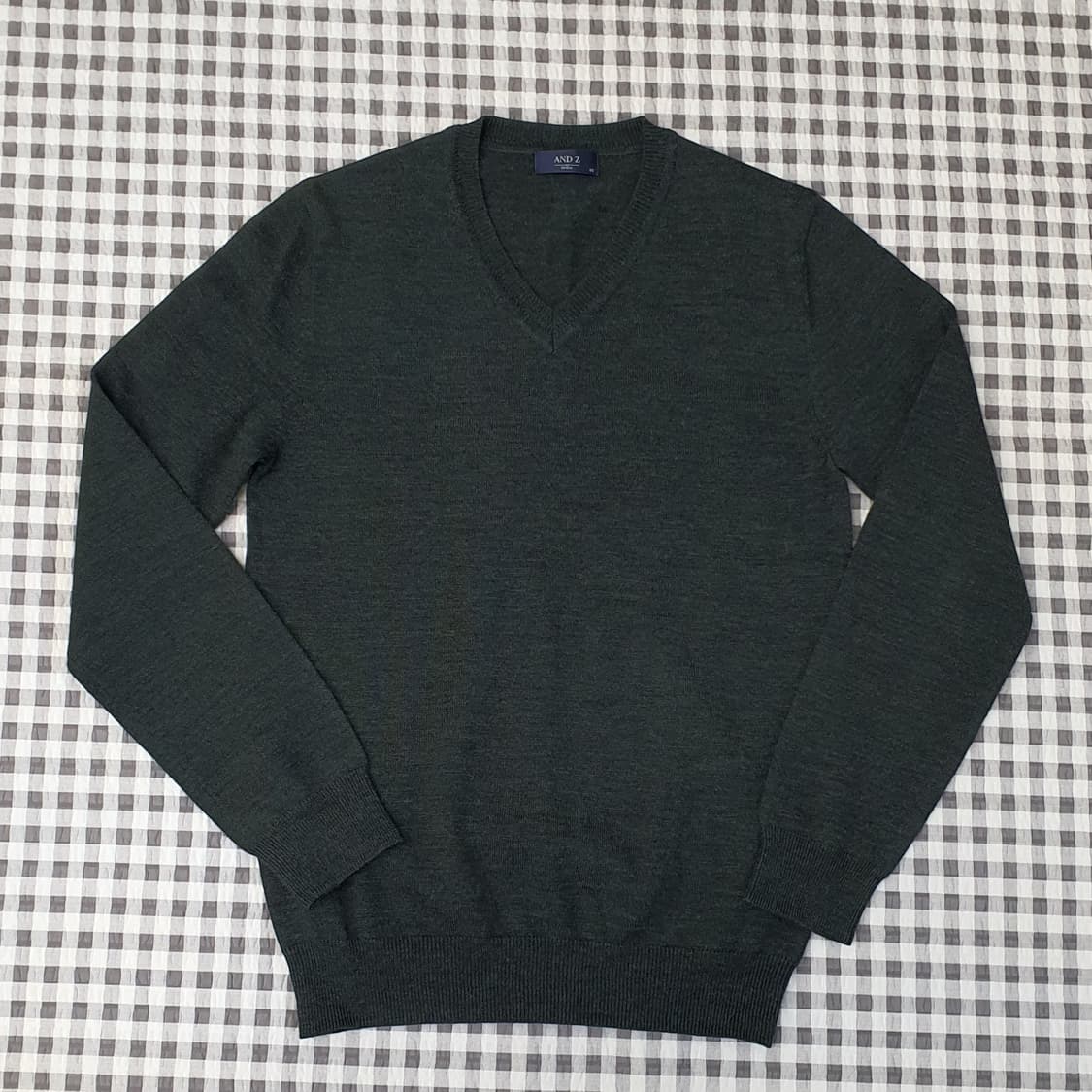 앤드지 얇은 브이넥 니트 남자95 상품이미지1