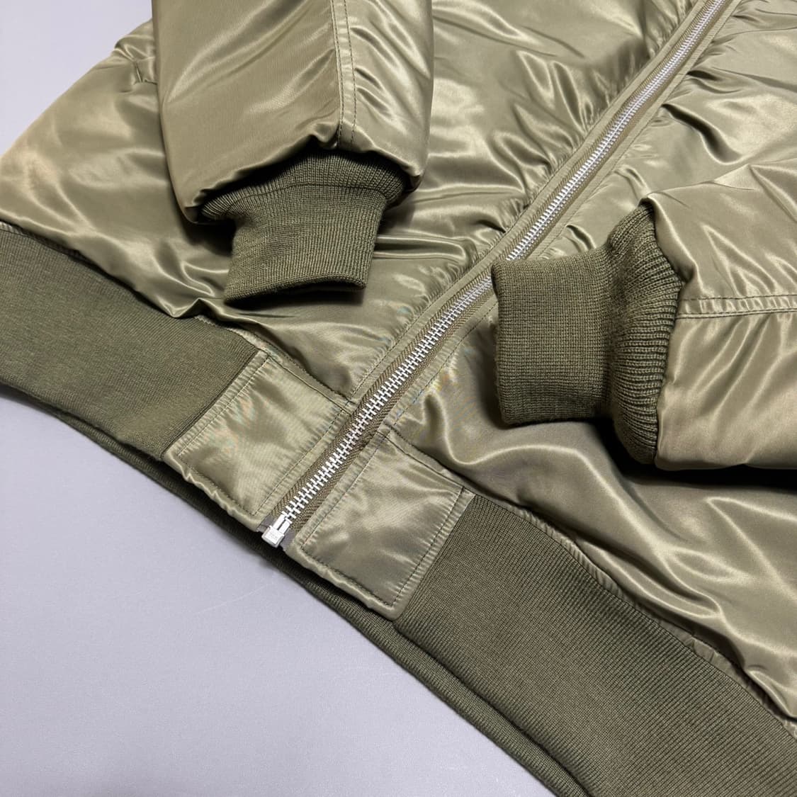 캔터베리 올리브컬러 나일론 양면 자수 패치로고 MA-1 플라이트 자켓 상품이미지6